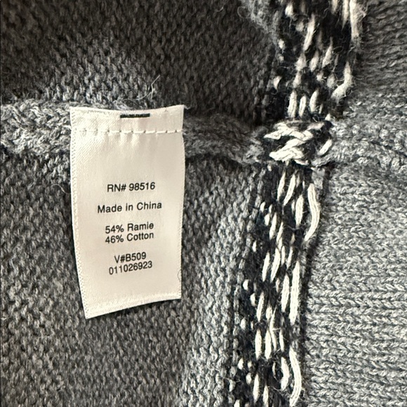 COLDWATER CREEK Gray Knit Cardigan with Black Trim - Picture 8 of 9